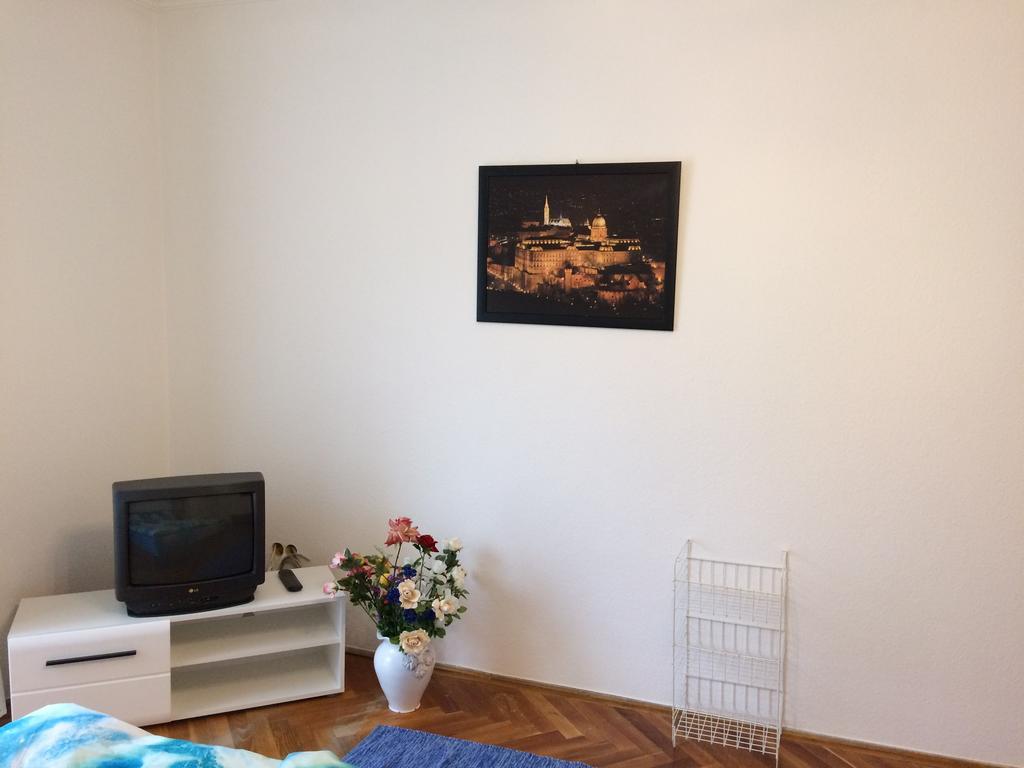 Irisz Apartman Budapest Exterior photo